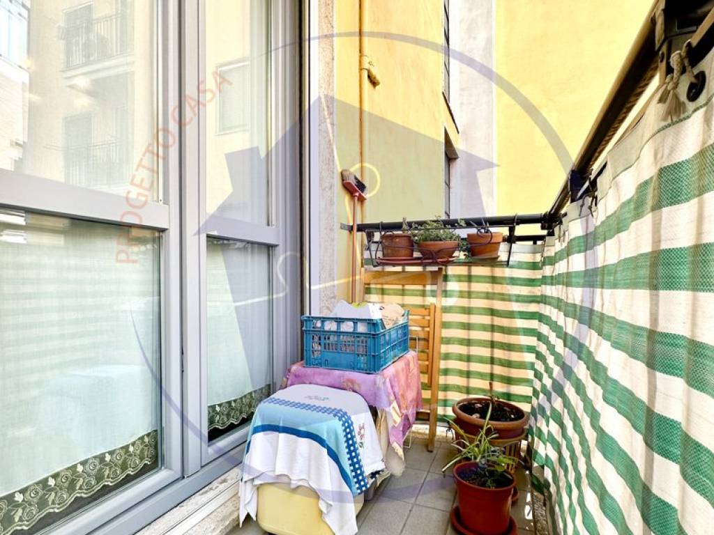 Appartamento a Milano in Via Giuseppe Giacosa, 9 - Foto 5