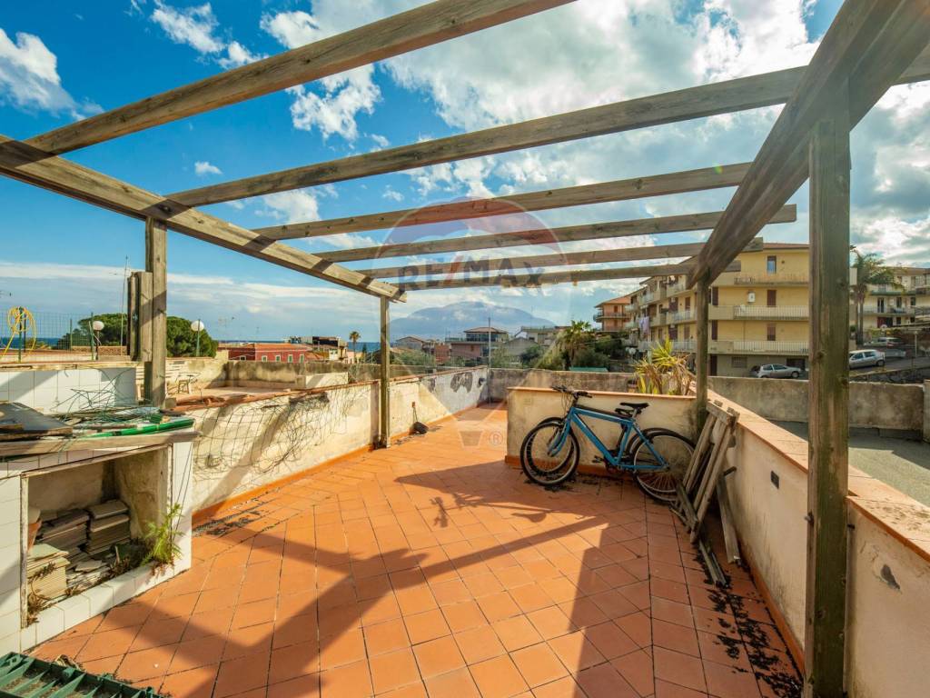 Appartamento a Aci castello in Via Livorno - Foto 2