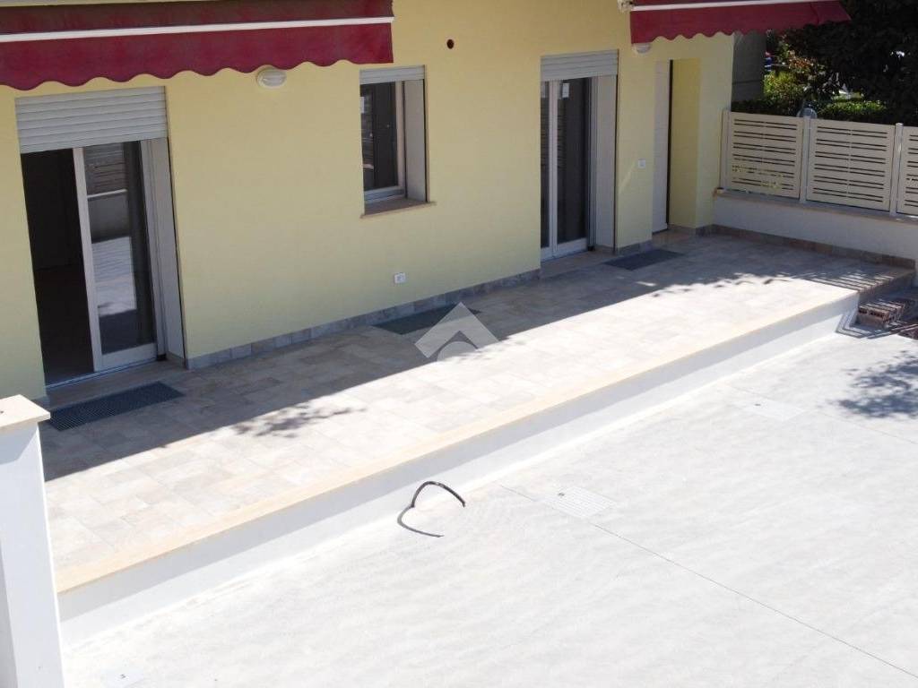 Appartamento a San benedetto del tronto in Via del Cacciatore, 63 - Foto 2