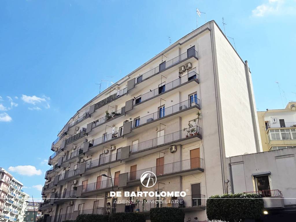 Appartamento a Taranto in Via Liguria - Foto 1