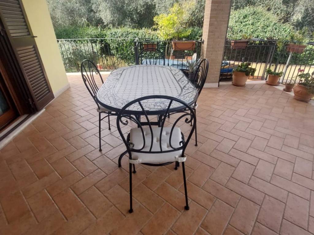 Villetta a schiera a Frosinone in Via per Fiuggi - Foto 2