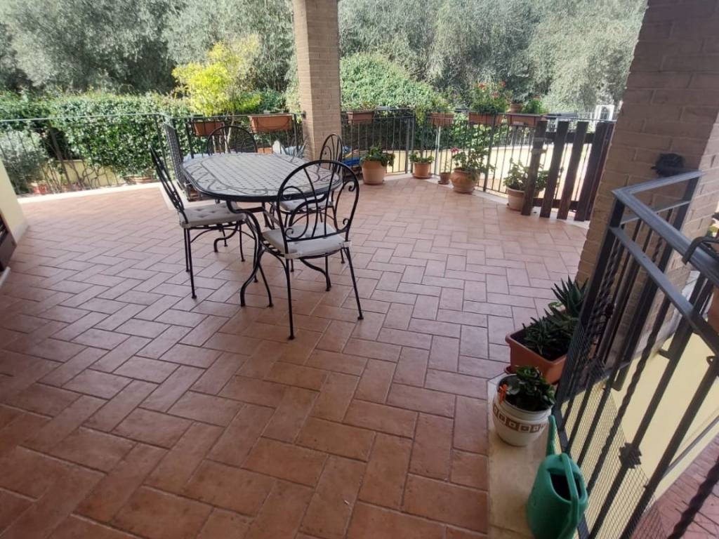 Villetta a schiera a Frosinone in Via per Fiuggi - Foto 3