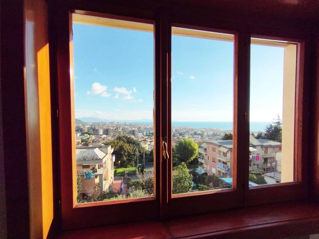 Appartamento a Salerno in Viale degli Eucalipti, 10 - Foto 2