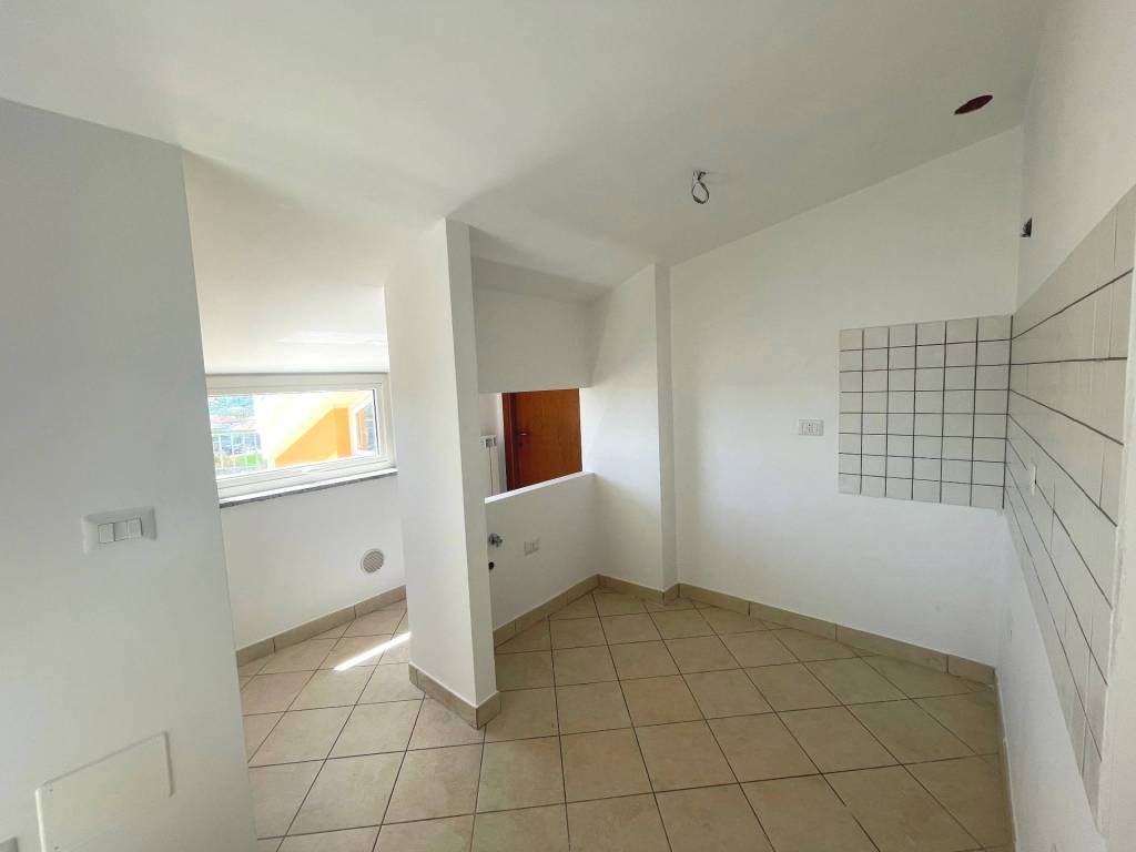 Attico / mansarda a Alba adriatica in Via Legnano, 18 - Foto 4