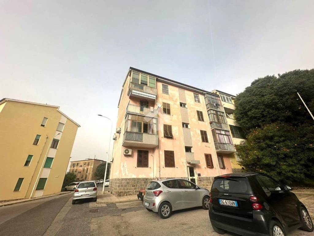 Appartamento a Sassari in Via Giacomo Leopardi, 8 - Foto 2