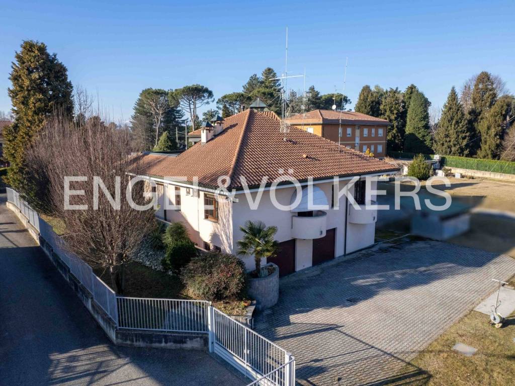 Villa a Sumirago in Via San Pietro - Foto 3