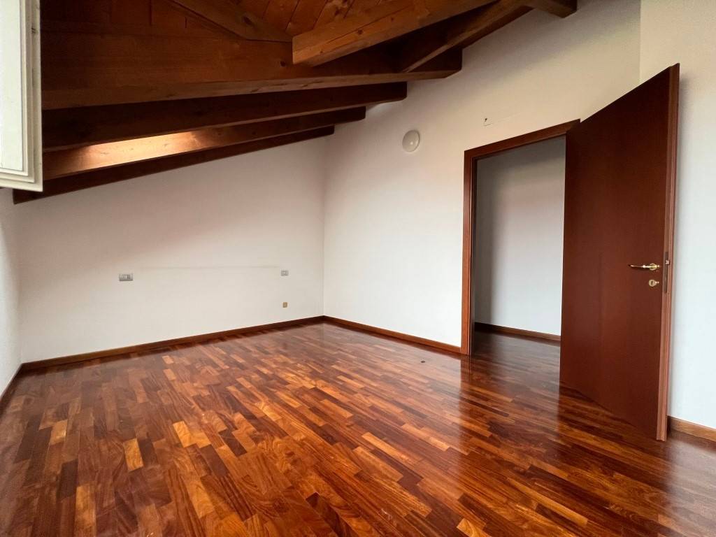 Appartamento a Comazzo in Via Roma - Foto 3