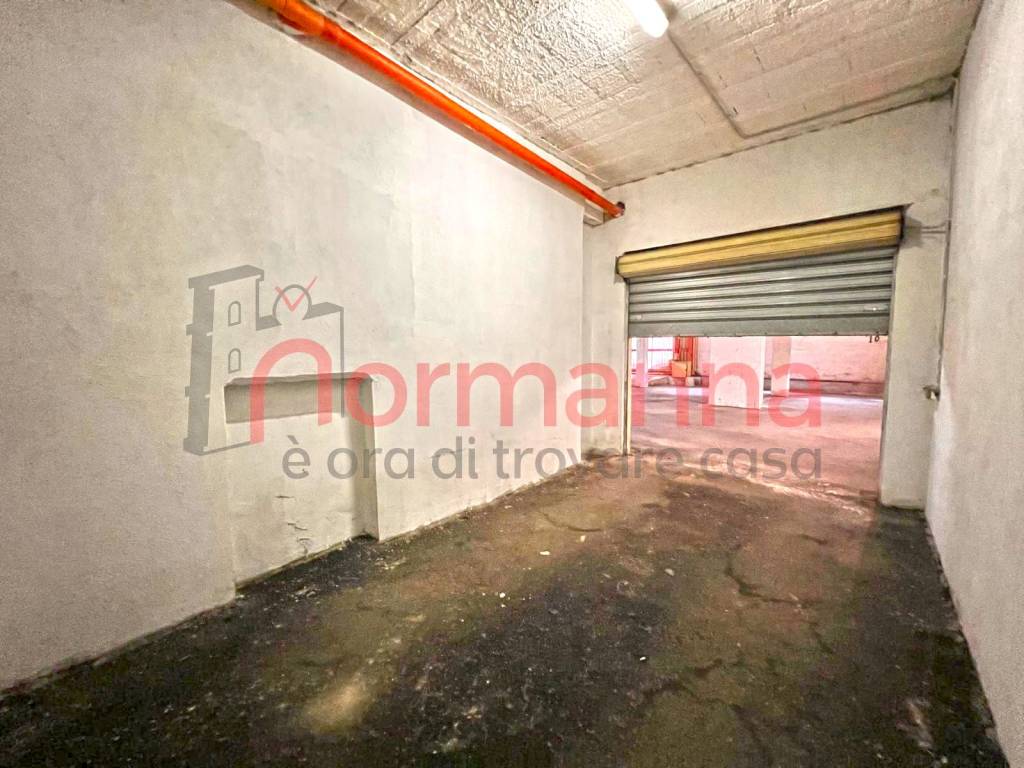 Box / garage a Aversa in Viale Olimpico - Foto 3