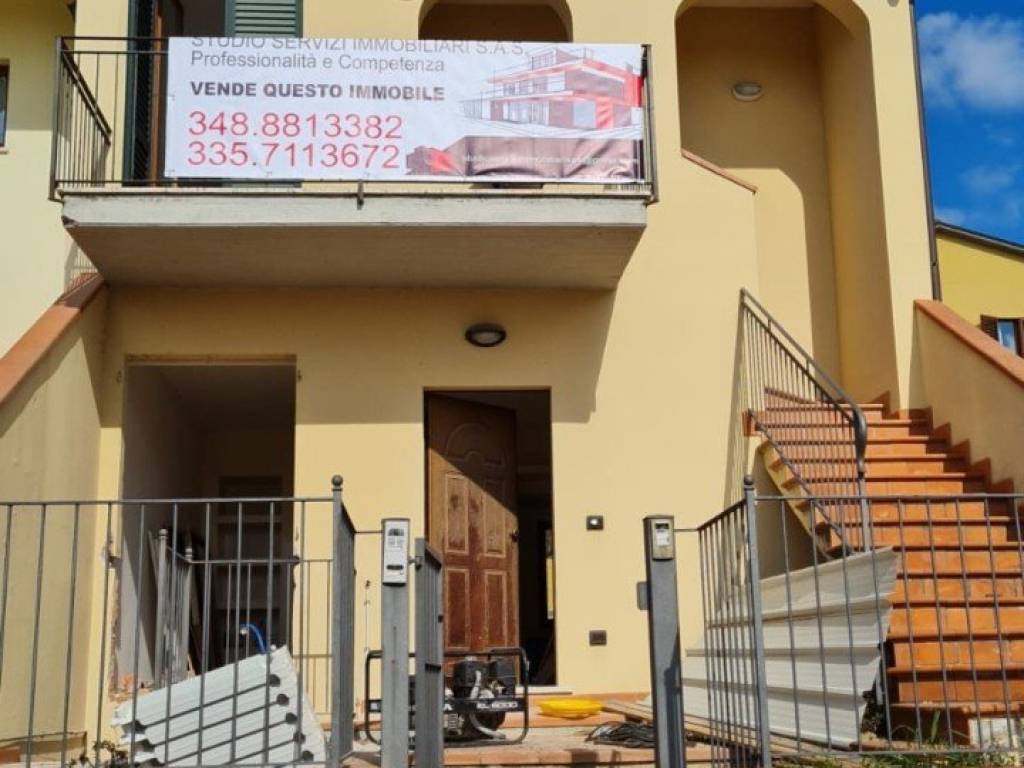 Appartamento a Sinalunga in piazza primo maggio - Foto 5