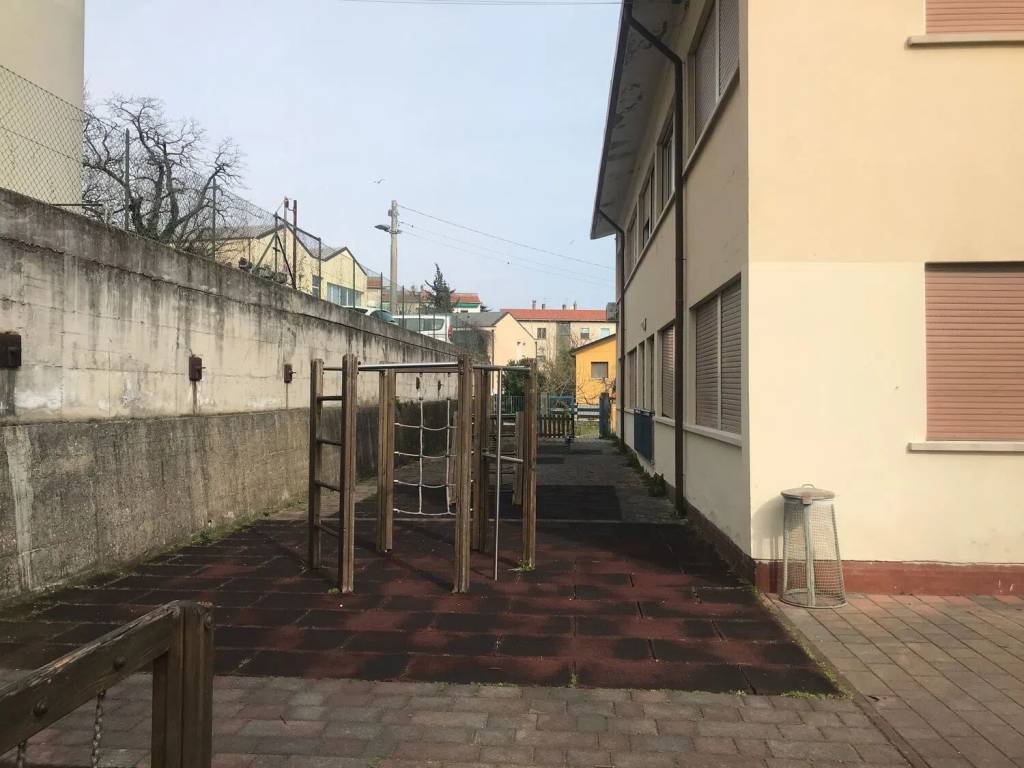 Palazzo / stabile a Muggia in Strada Della Luna S.N.C. - Foto 2