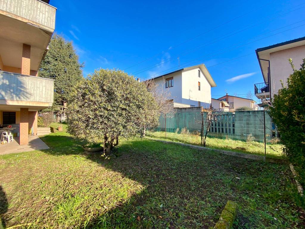 Villa a Gerenzano in Via 1 Maggio, 29 - Foto 4