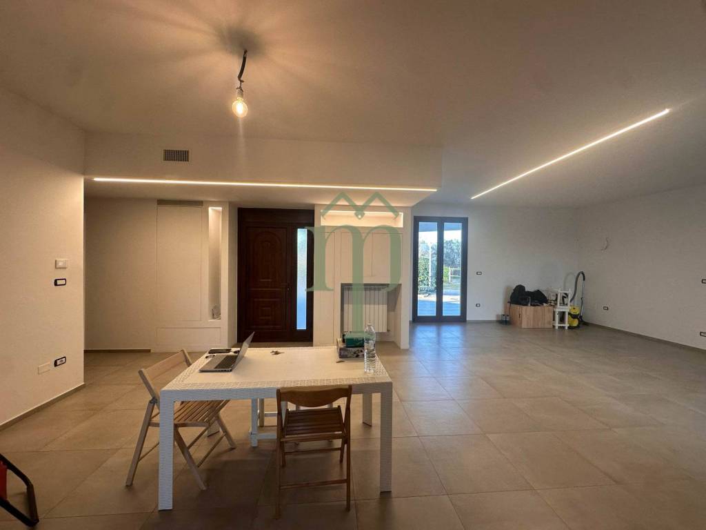 Villa a Mesagne in Via Lucantonio Resta, 52 - Foto 4