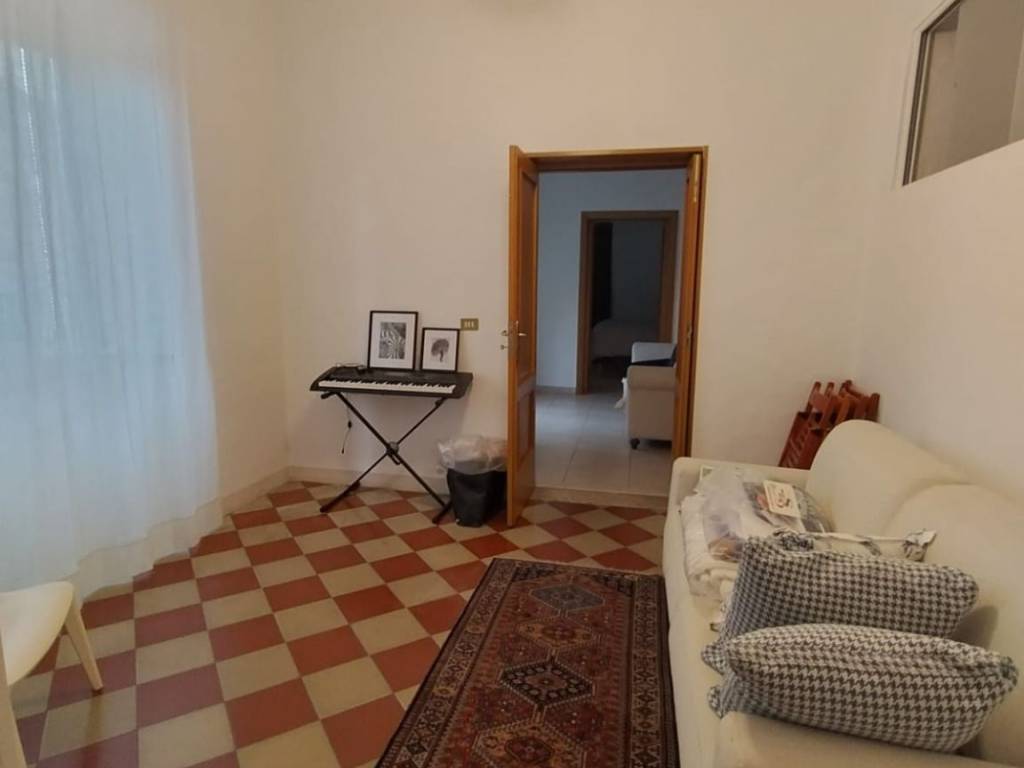 Appartamento a Bisceglie in Via Cardinale Dell'Olio - Foto 3