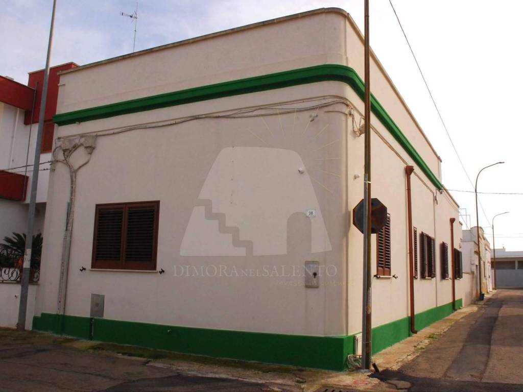 Casa indipendente a Salve in Via Camillo Benso di Cavour - Foto 5