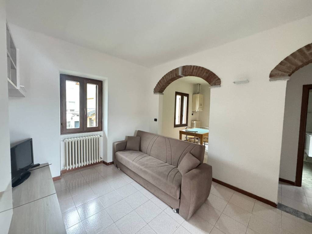 Appartamento a Gavirate in Vicolo Bravo - Foto 2