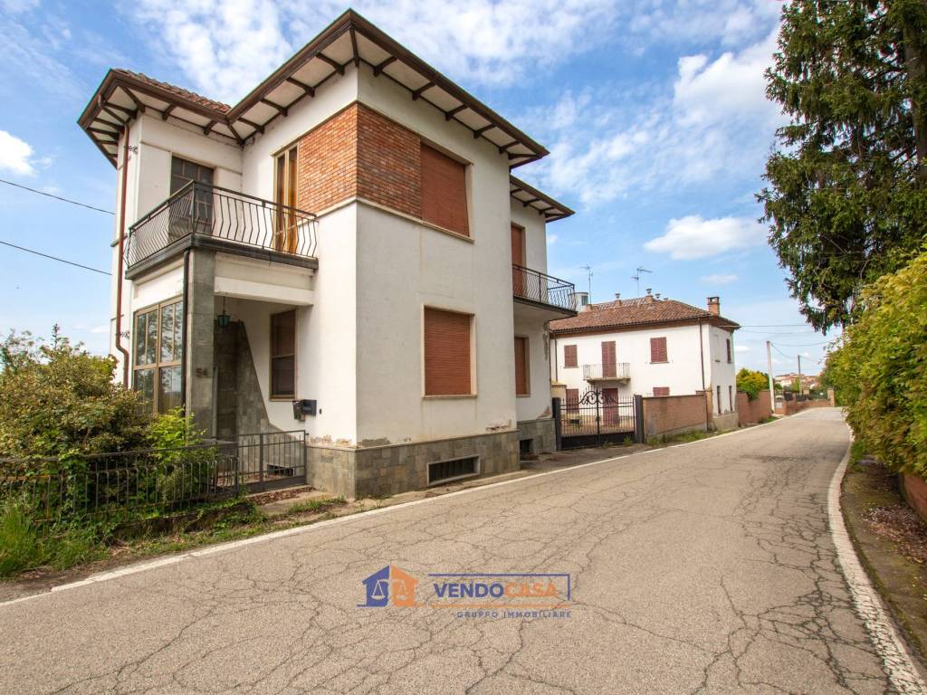 Villa a Portacomaro in Via Montà, 54 - Foto 3