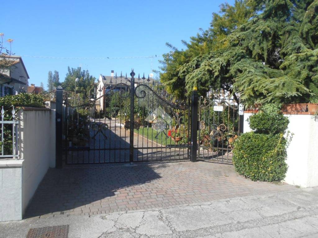 Villa a Comacchio in Via Fiume, 41 - Foto 4