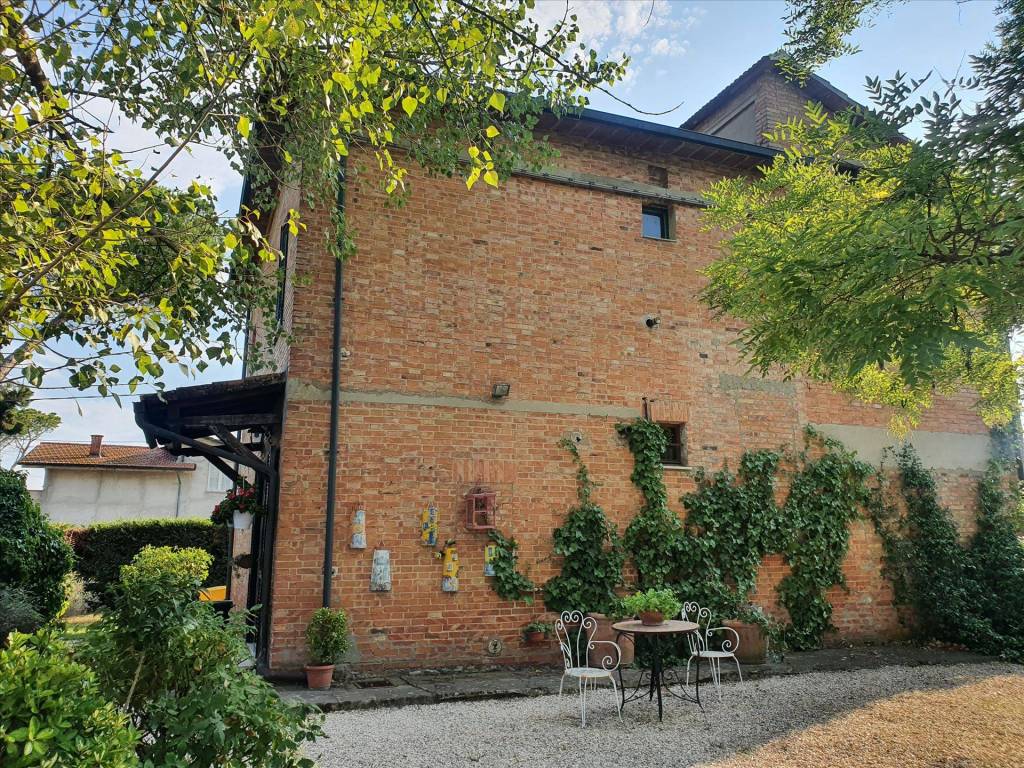 Casa indipendente a Castiglione del lago in Località Bertoni, 65 - Foto 2
