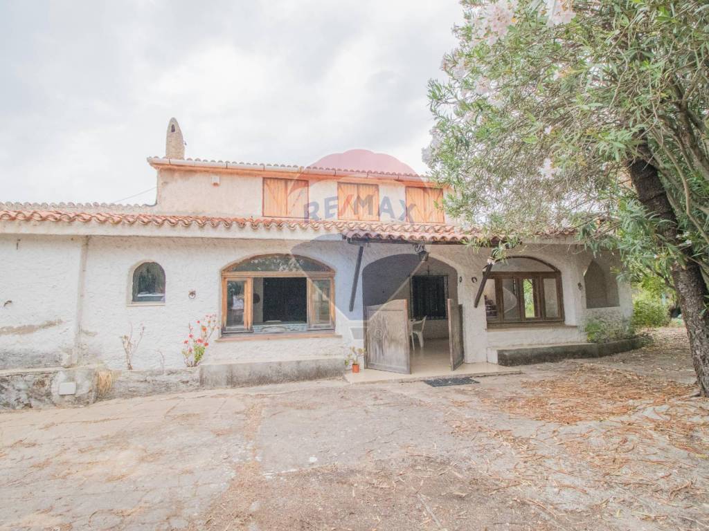 Casa indipendente a Sorso in S.P. 25 Lu Tuvaraggiu - Foto 2