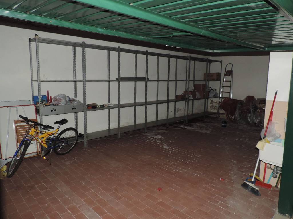 Box / garage a Potenza in Via Domenico di Giura, 93 - Foto 2