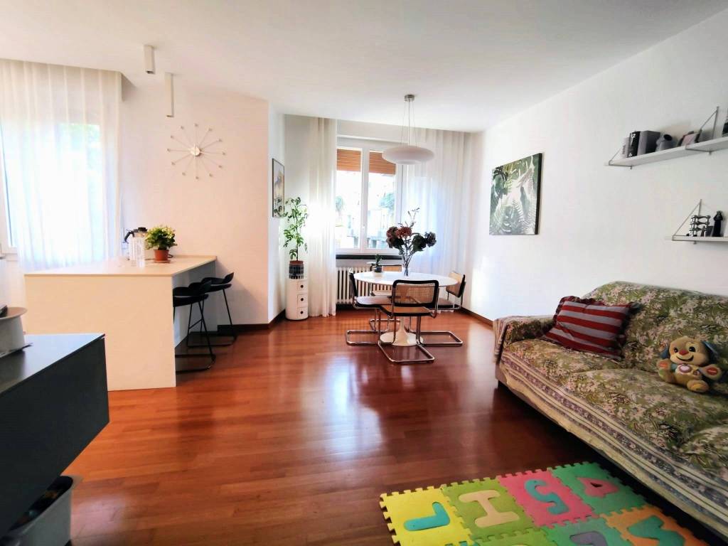 Appartamento a Reggio emilia in Via Sante Vincenzi - Foto 2