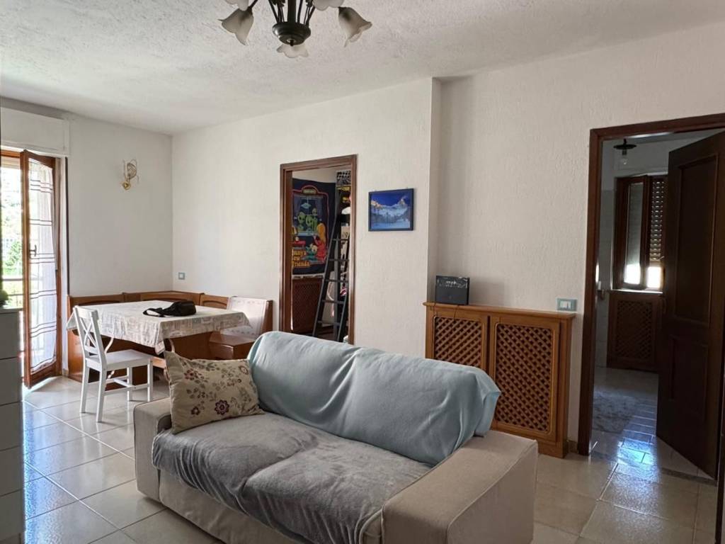 Appartamento a Aosta in Via Valli Valdostane - Foto 4