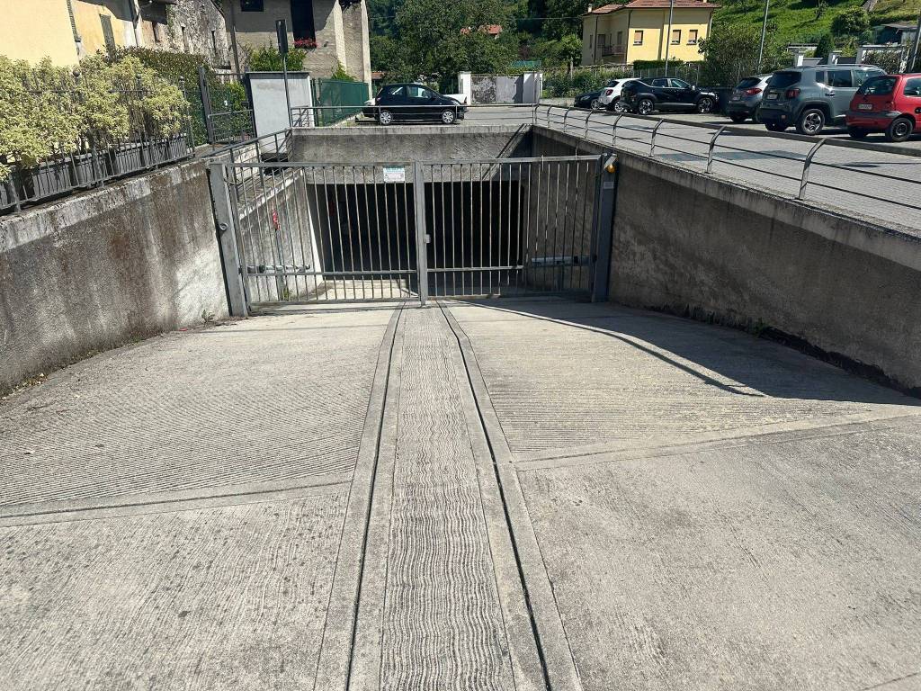 Box / garage a Galbiate in Via Bertarelli, 9 - Foto 3