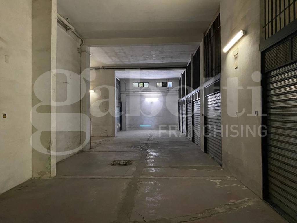 Box / garage a Trani in Via Gramsci - Foto 5