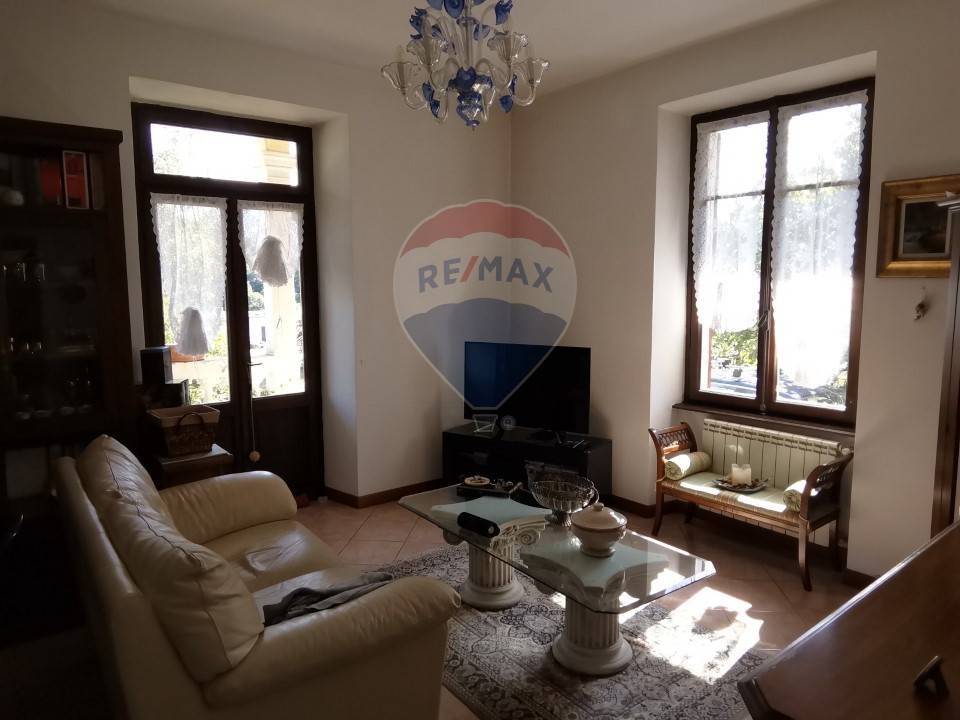 Villa a Luino in Via Montegrino, 3 - Foto 4
