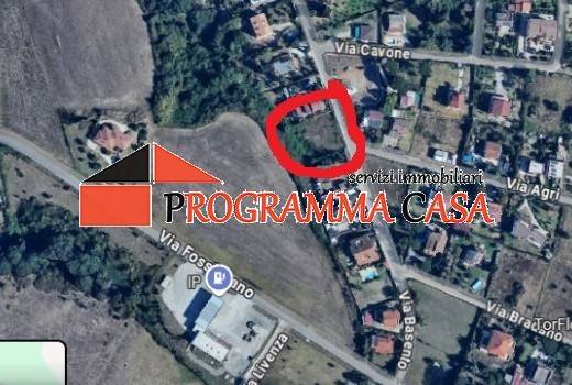 Terreno a Aprilia in Via Basento, 58 - Foto 2