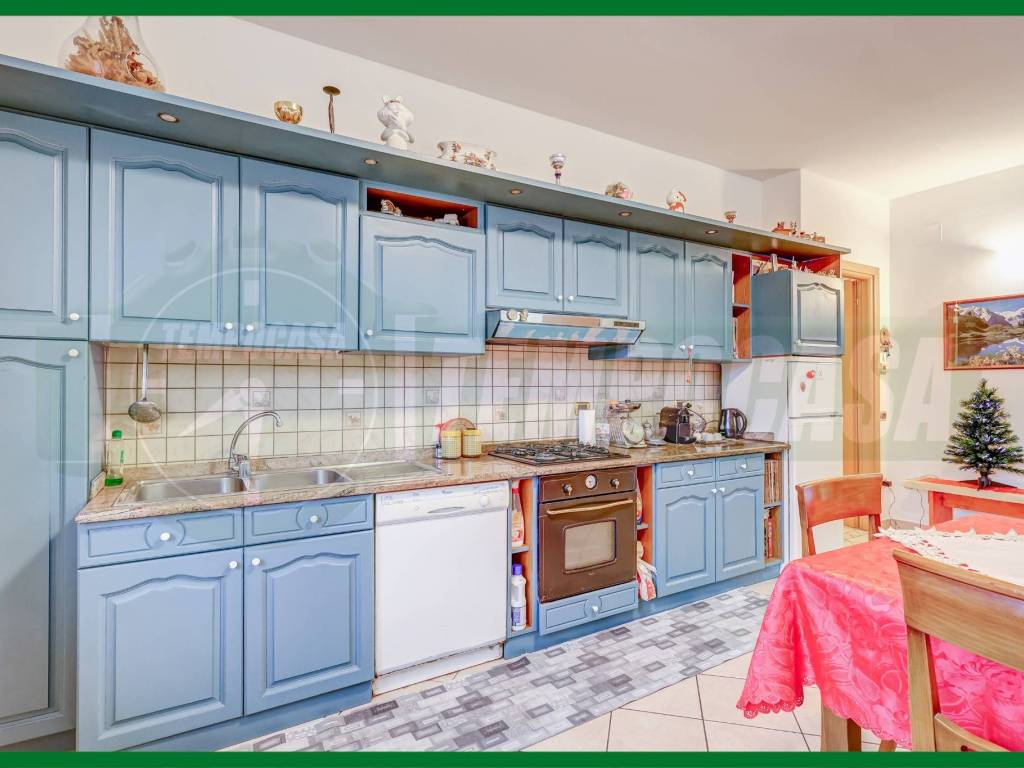 Appartamento a Monvalle in Via Roma, 30 - Foto 4