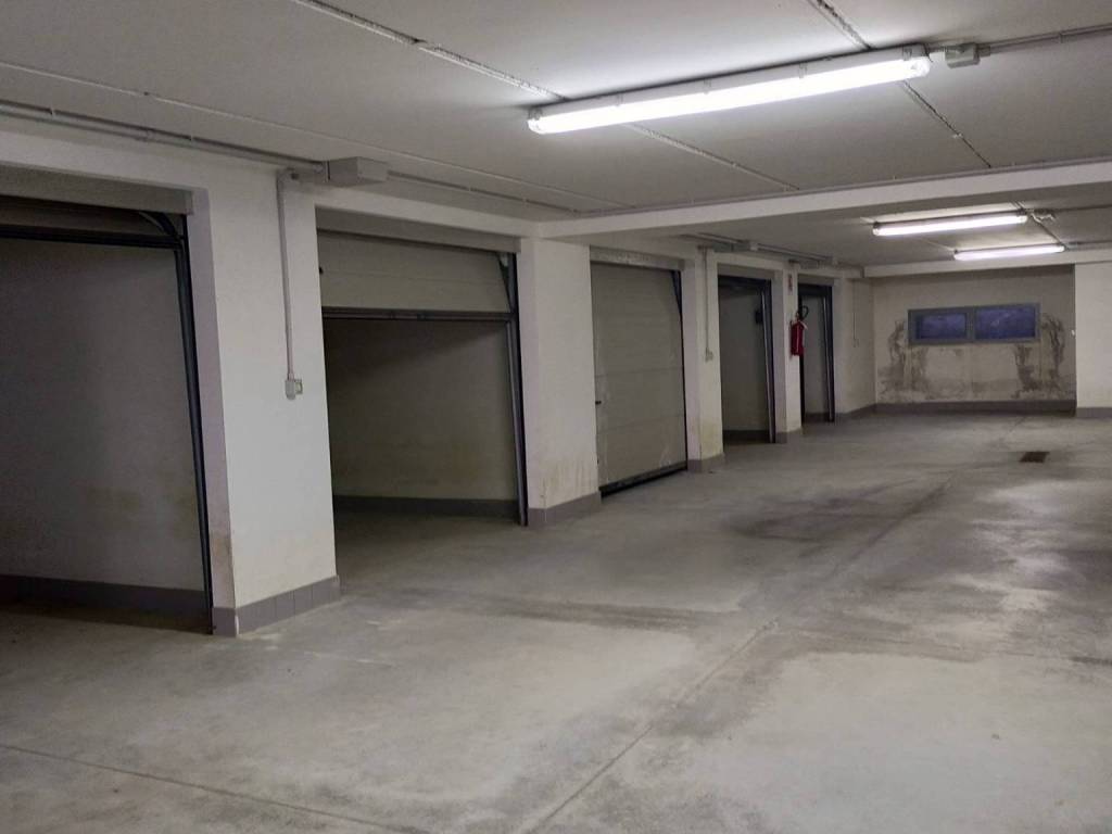 Box / garage a Montesilvano in Corso Umberto I, 277 - Foto 2