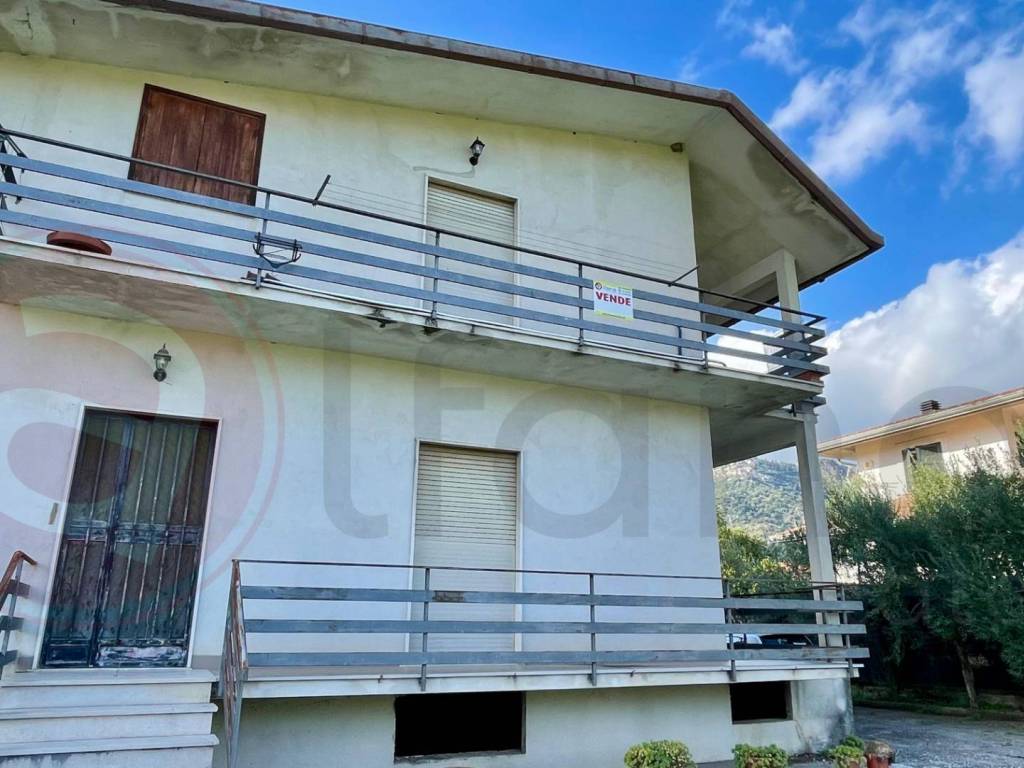 Casa indipendente a Arce in Via Borgo Murata - Foto 5