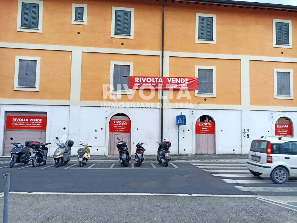 Palazzo / stabile a Orbetello in Piazza Mario Cortesini - Foto 2