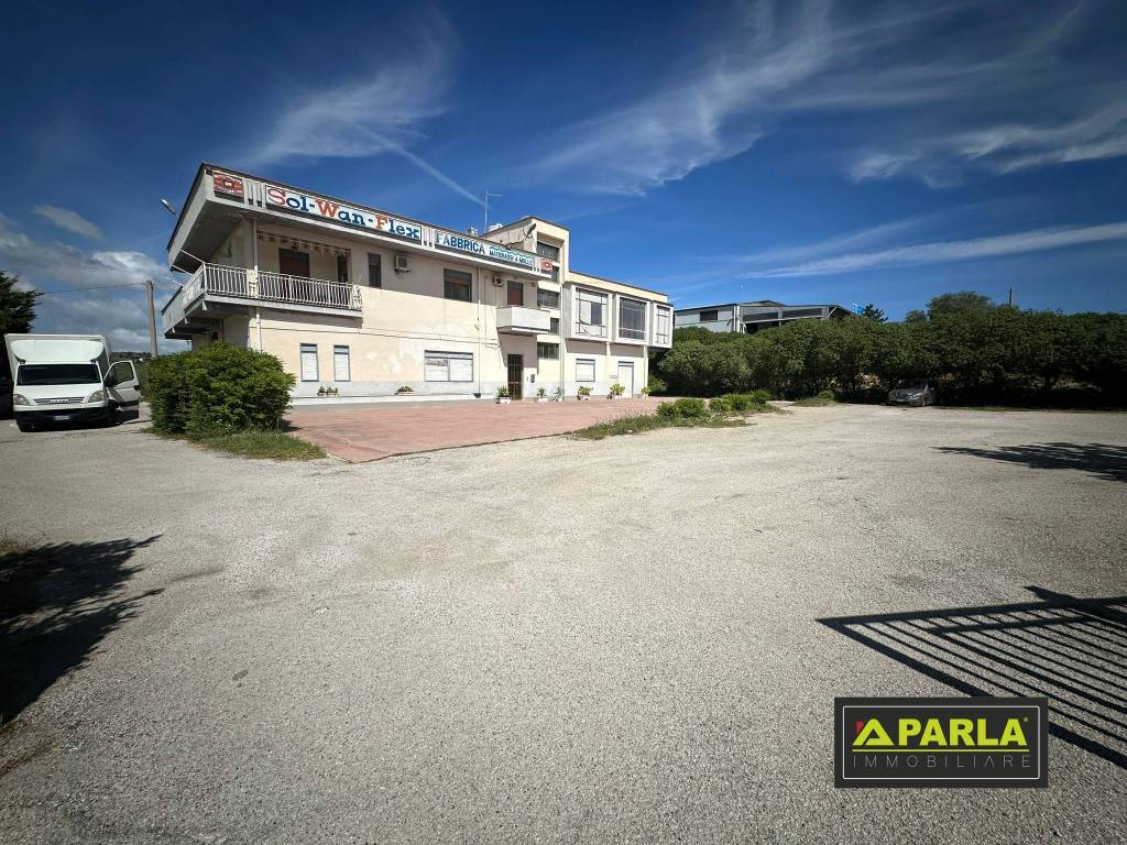 Palazzo / stabile a Canicattì in Via Monsignor Angelo Ficarra - Foto 2
