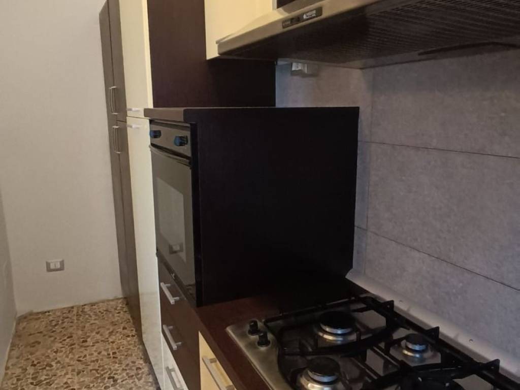 Appartamento a Asti in Piazzale Vittoria, 9 - Foto 4
