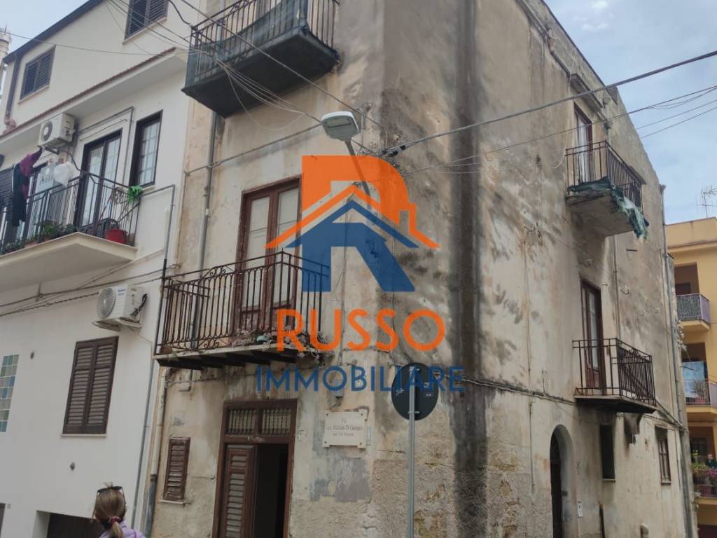 Casa indipendente a Castellammare del golfo in Via Roma, 117 - Foto 2