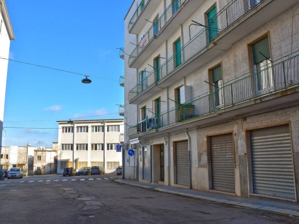 Appartamento a Martina franca in Via Edmondo De Amicis, 3 - Foto 2