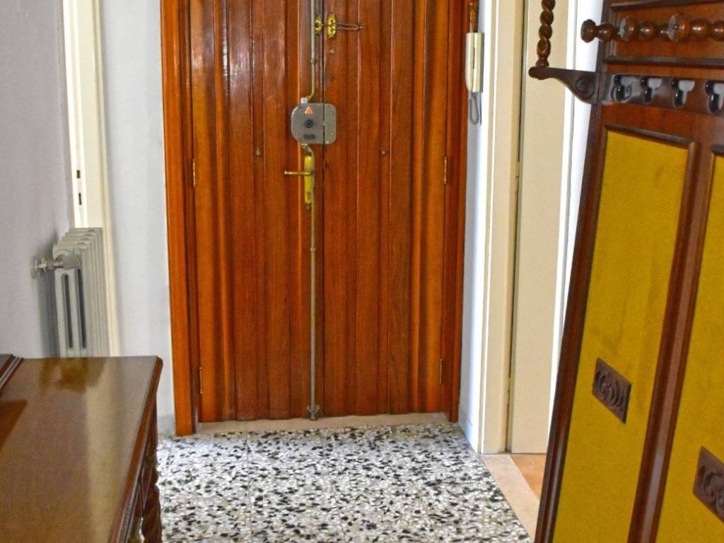 Appartamento a Martina franca in Via Edmondo De Amicis, 3 - Foto 5