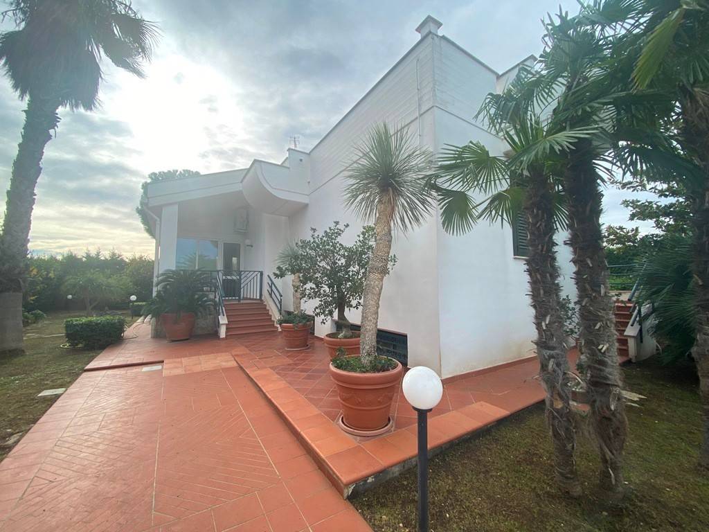Villa a Bisceglie in Via degli Aragonesi - Foto 3