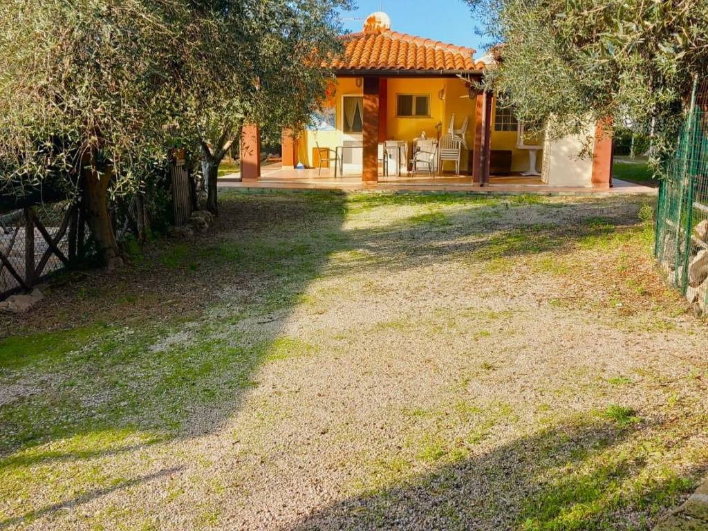 Villa a Montalto di castro in Via dei Glicini - Foto 3