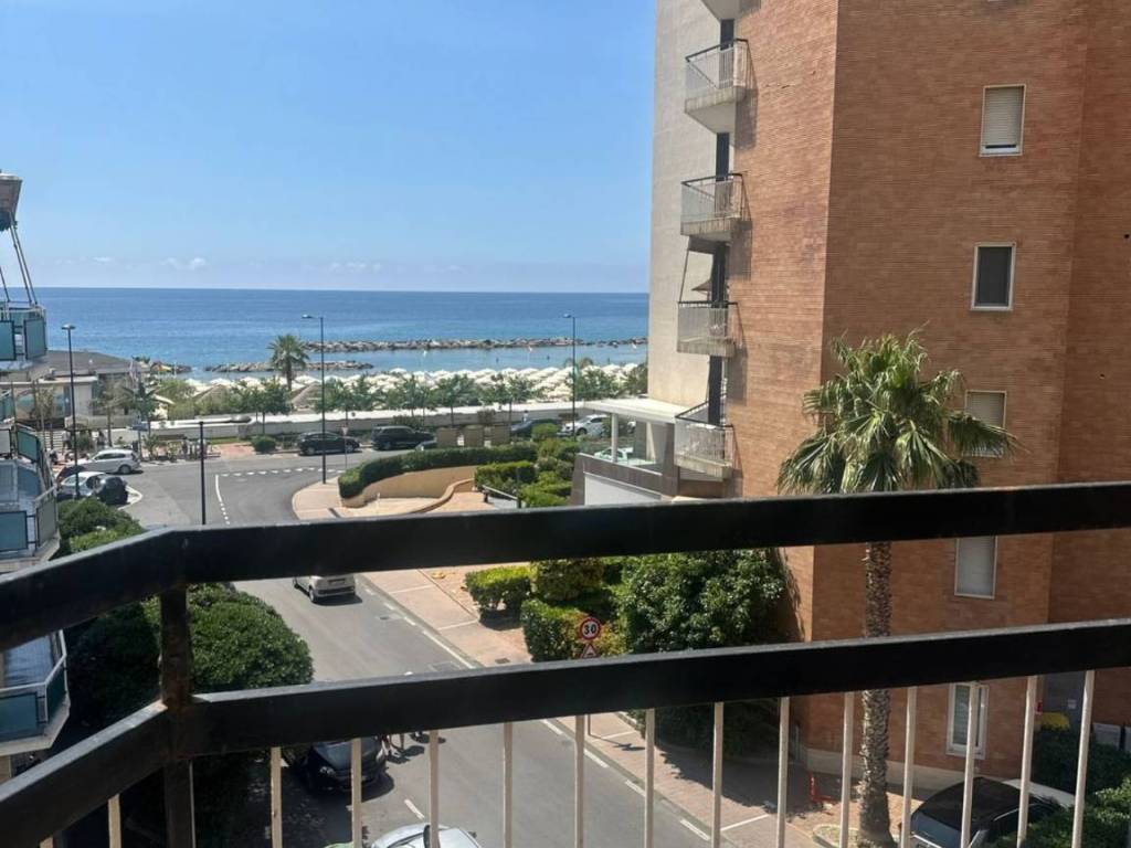 Appartamento a Taggia in Via Marina, 33 - Foto 2