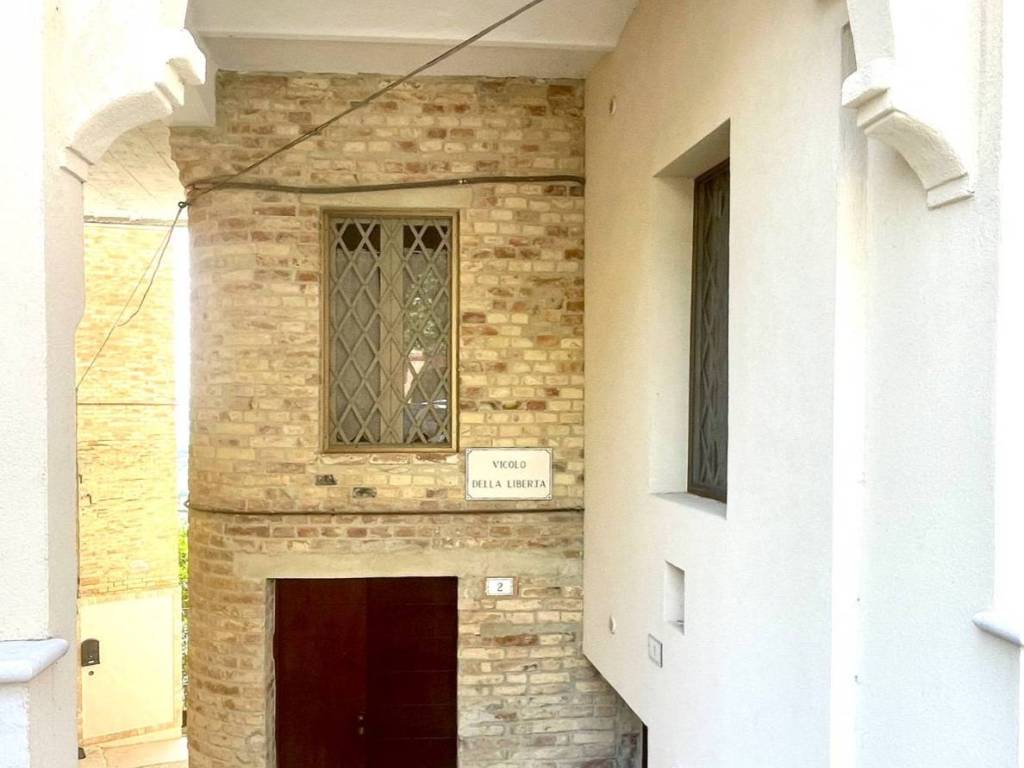 Casa indipendente a Acquaviva picena in piazza della liberta, 18 - Foto 2