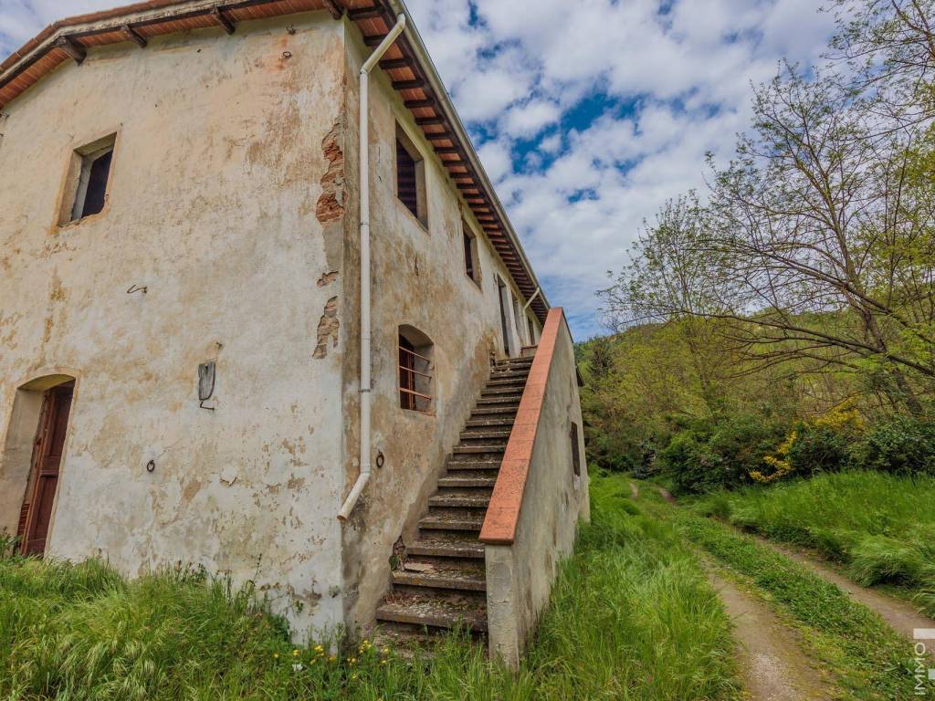 Rustico / casale a San giovanni valdarno in Via Borro della Madonna - Foto 3