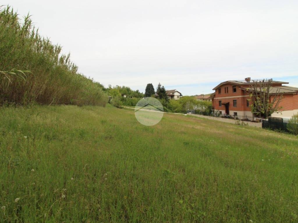 Terreno a Monticello d'alba in Via Camillo Muratore - Foto 4