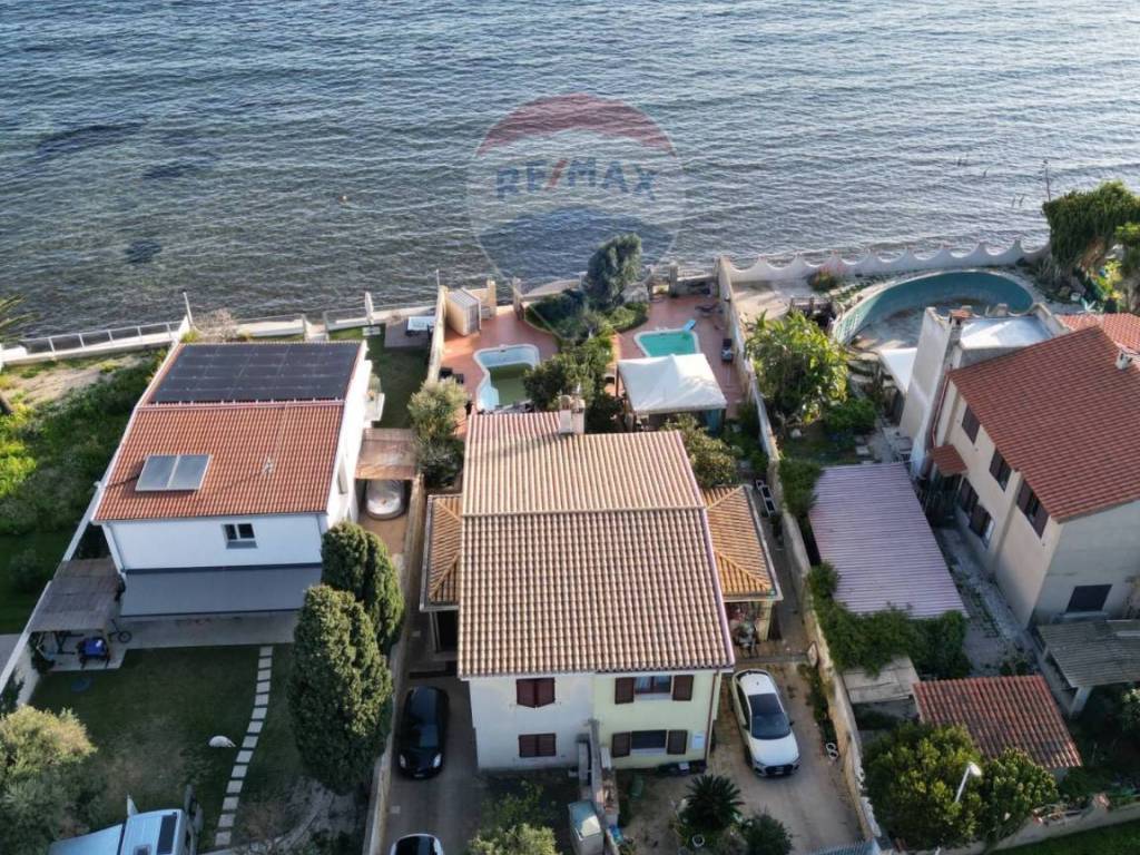 Villa a Quartu sant'elena in Via Eolie - Foto 2