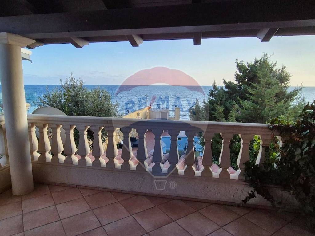 Villa a Quartu sant'elena in Via Eolie - Foto 5