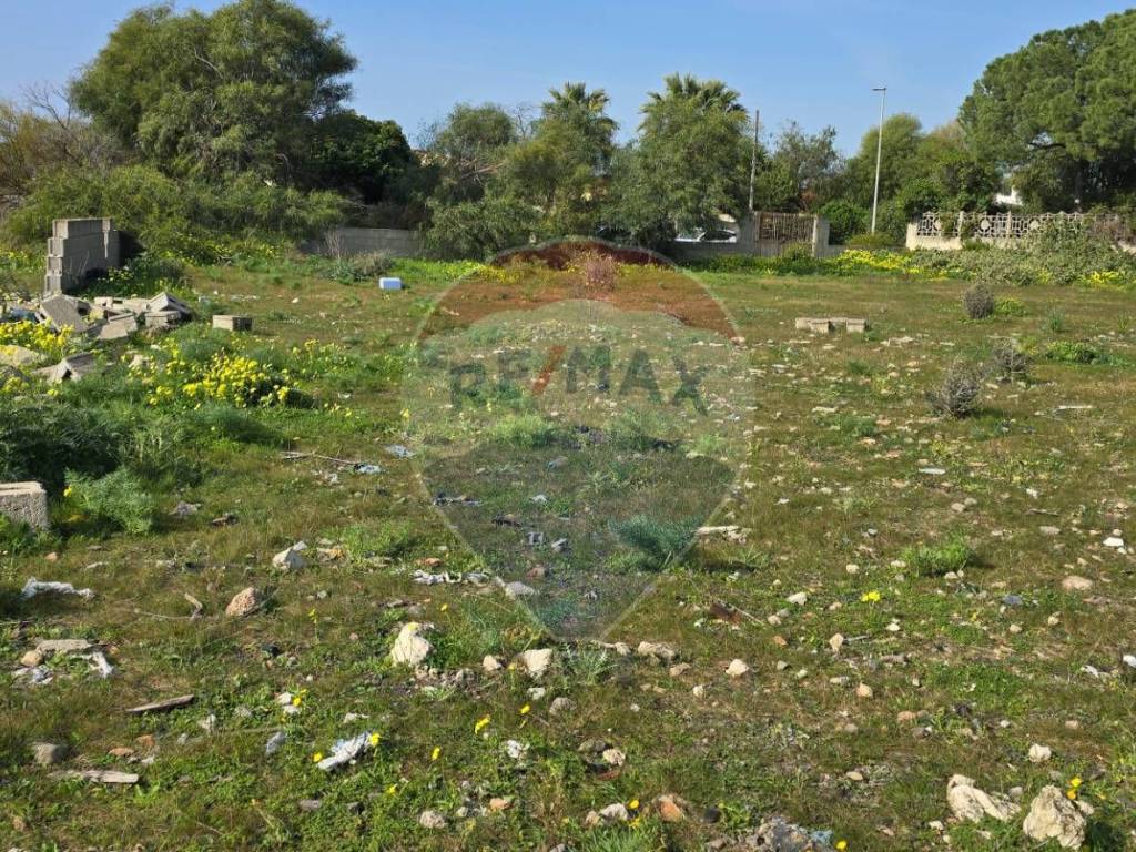 Terreno a Quartu sant'elena in Via Del Trifoglio, 21 - Foto 3