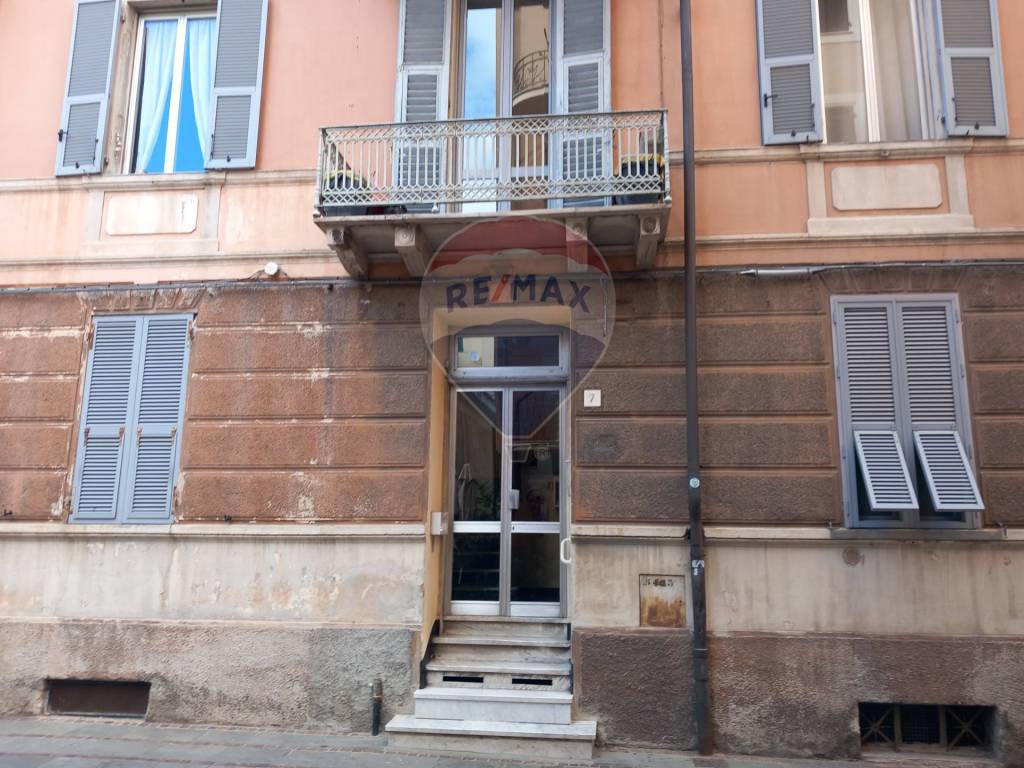 Appartamento a Vado ligure in Via Marconi, 7 - Foto 3