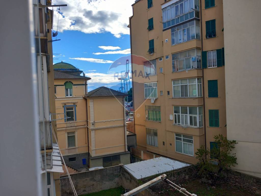 Appartamento a Vado ligure in Via Marconi, 7 - Foto 5